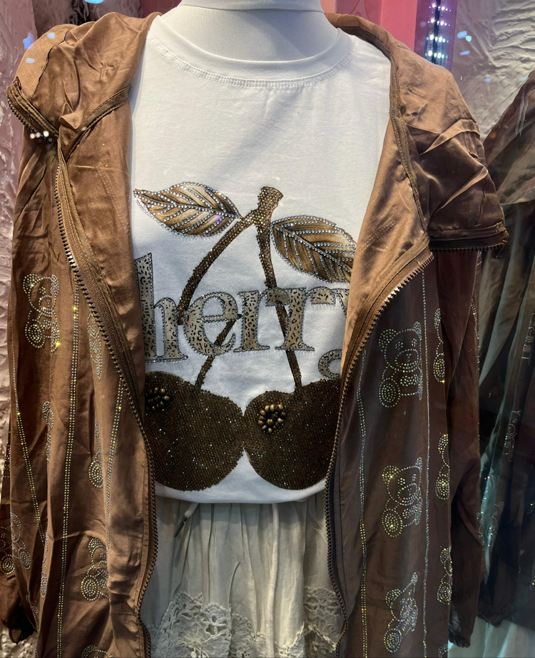 Cherry taşlı tshirt