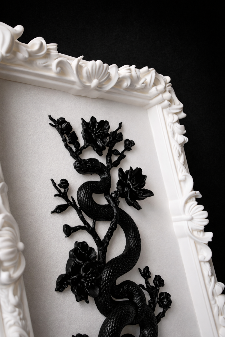 Eterna Yılan & Çiçek Rölyef Beyaz Tablo | Varaklı Çerçeve  170mm x230mm 