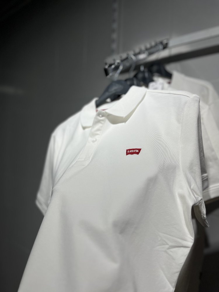 Göğüs Nakış T-Shirt