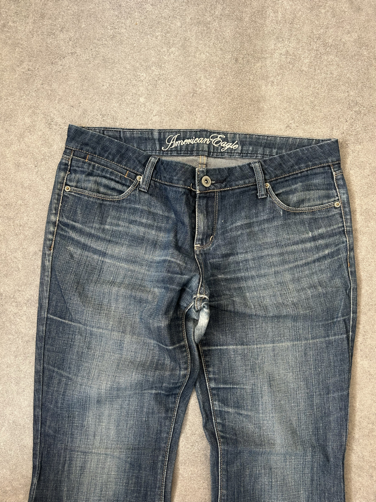 American Eagle Flared Jean