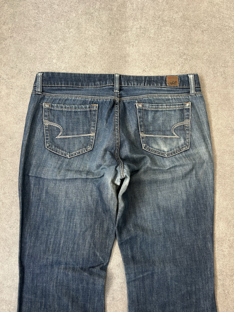 American Eagle Flared Jean