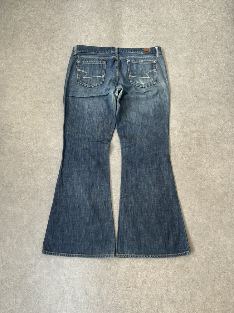 American Eagle Flared Jean