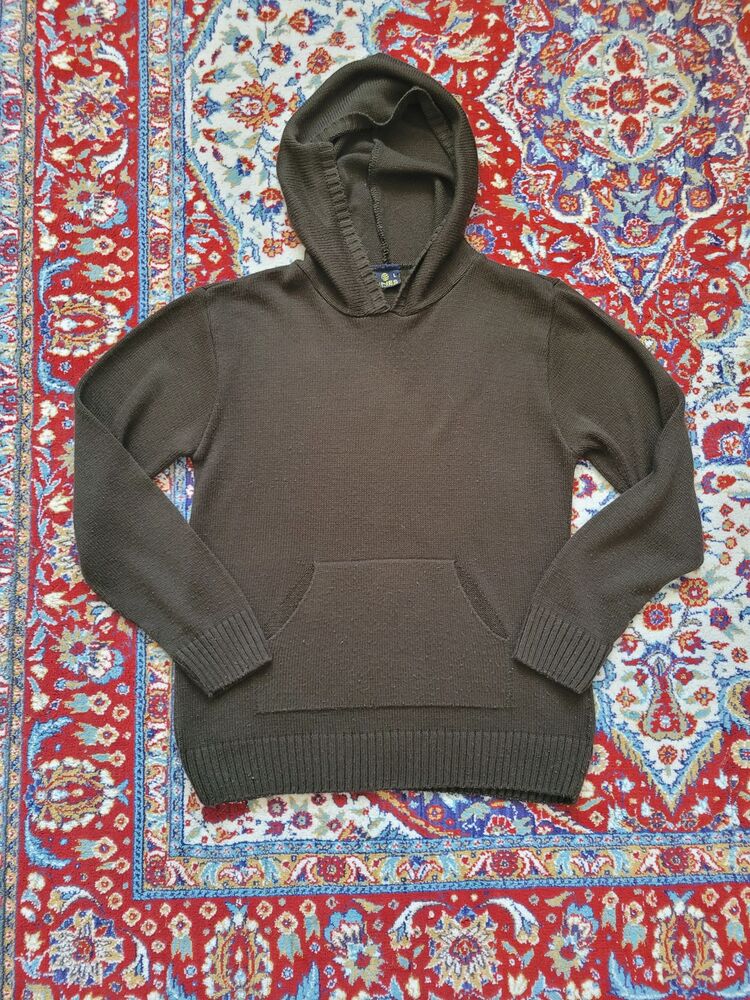 khaki green sweater with hood