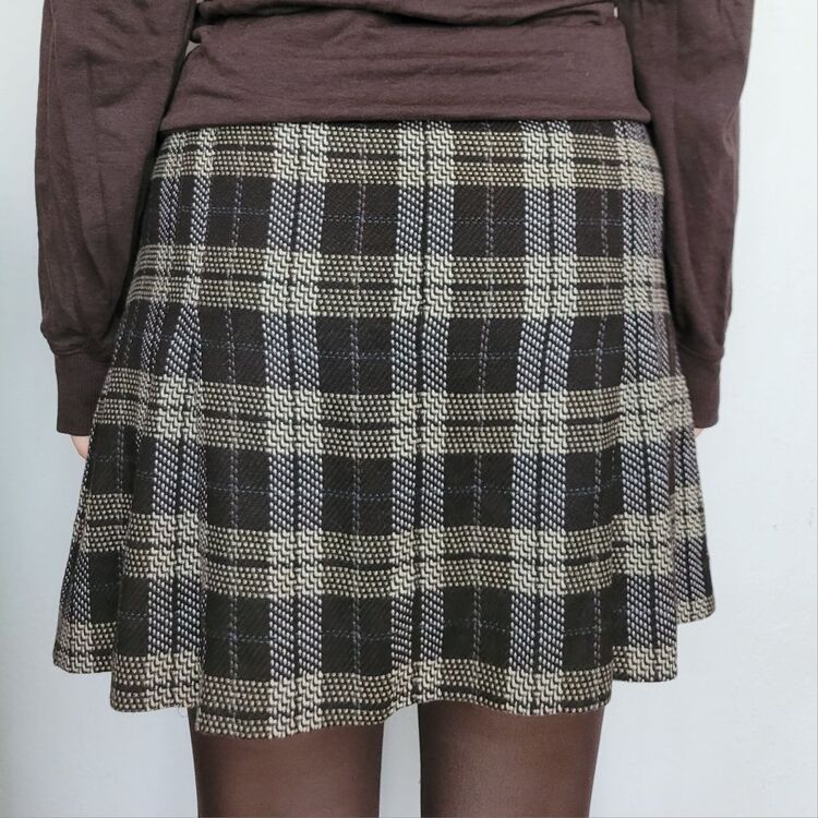 Plaid mini skirt