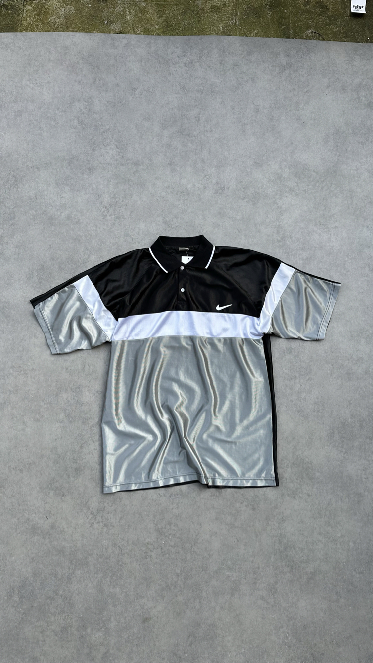 Nike vintage forma L