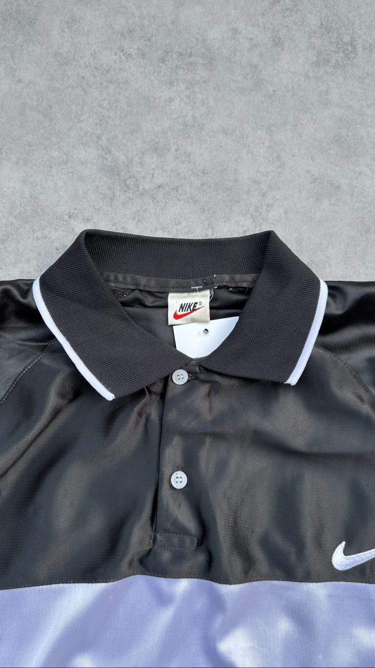 Nike vintage forma L