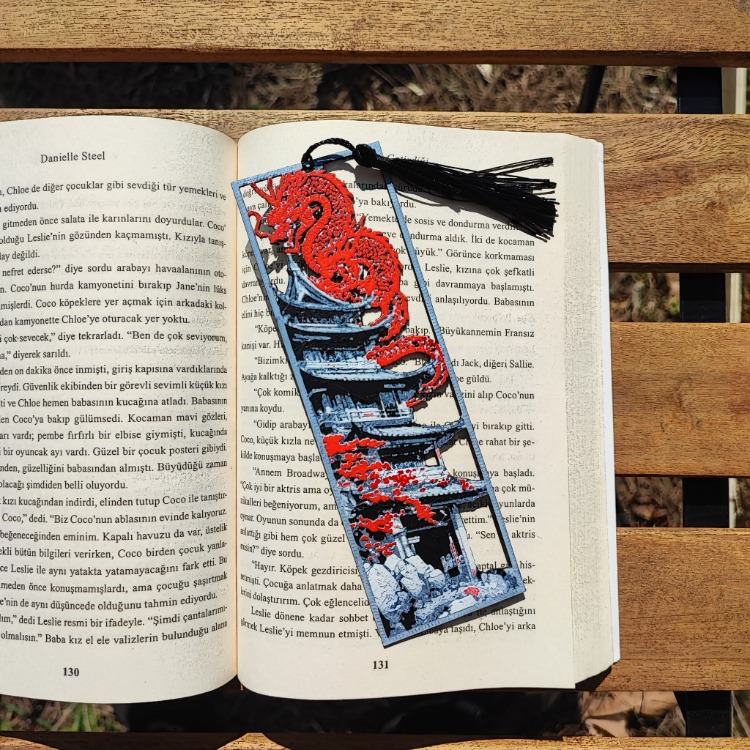 Tia Craft Ejderha ve Japon Pagoda Motifli 3D Kitap Ayracı Püsküllü Dekoratif Hediyelik