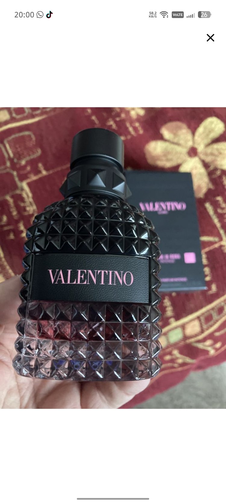 Valentino Unisex