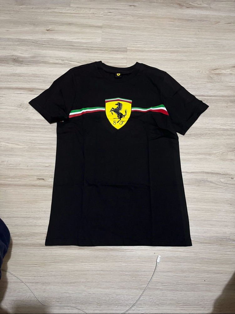 Ferrari Siyah Tişört (S)