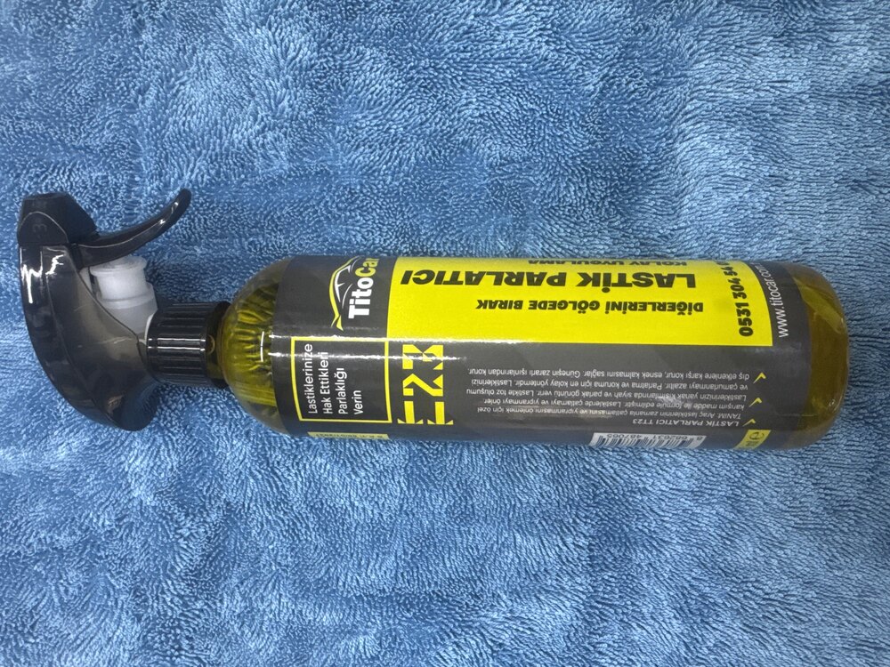 TT23 Lastik parlatıcı sprey 