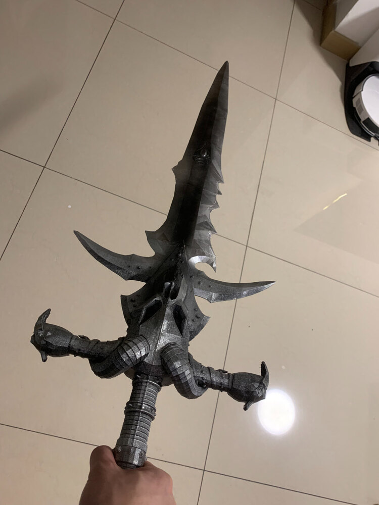 Frostmourne Kılıç