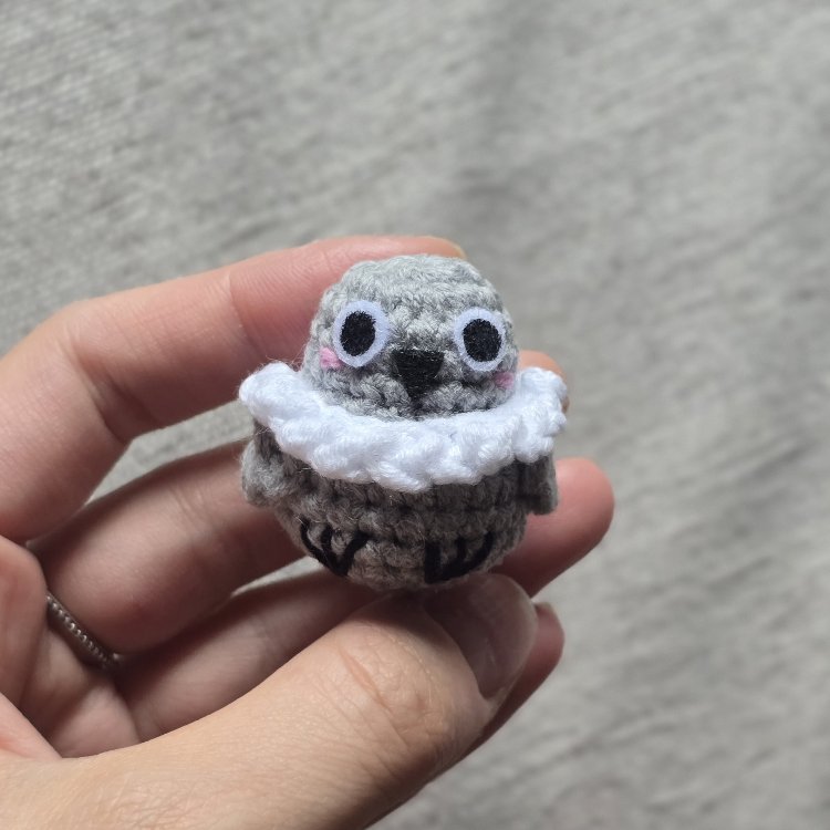 Grumpy Crow Charm - LADS (ÖN SİPARİŞ)