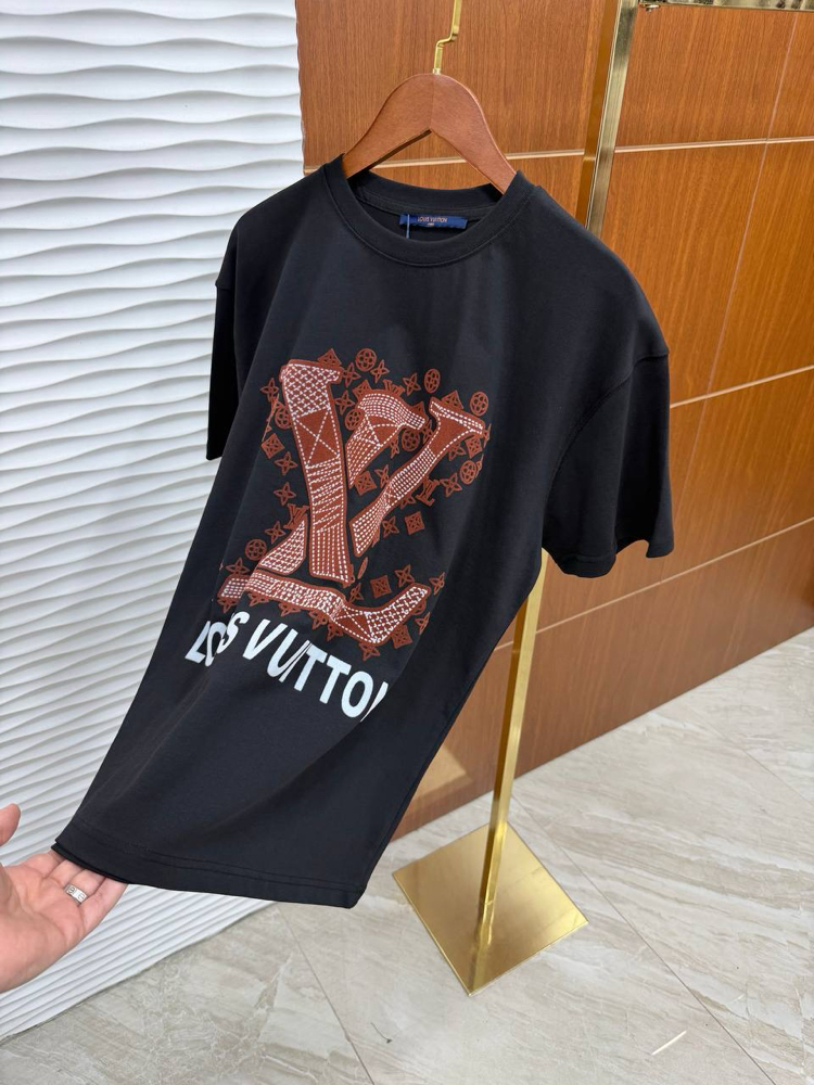LV Baskılı İthal Siyah Tişört