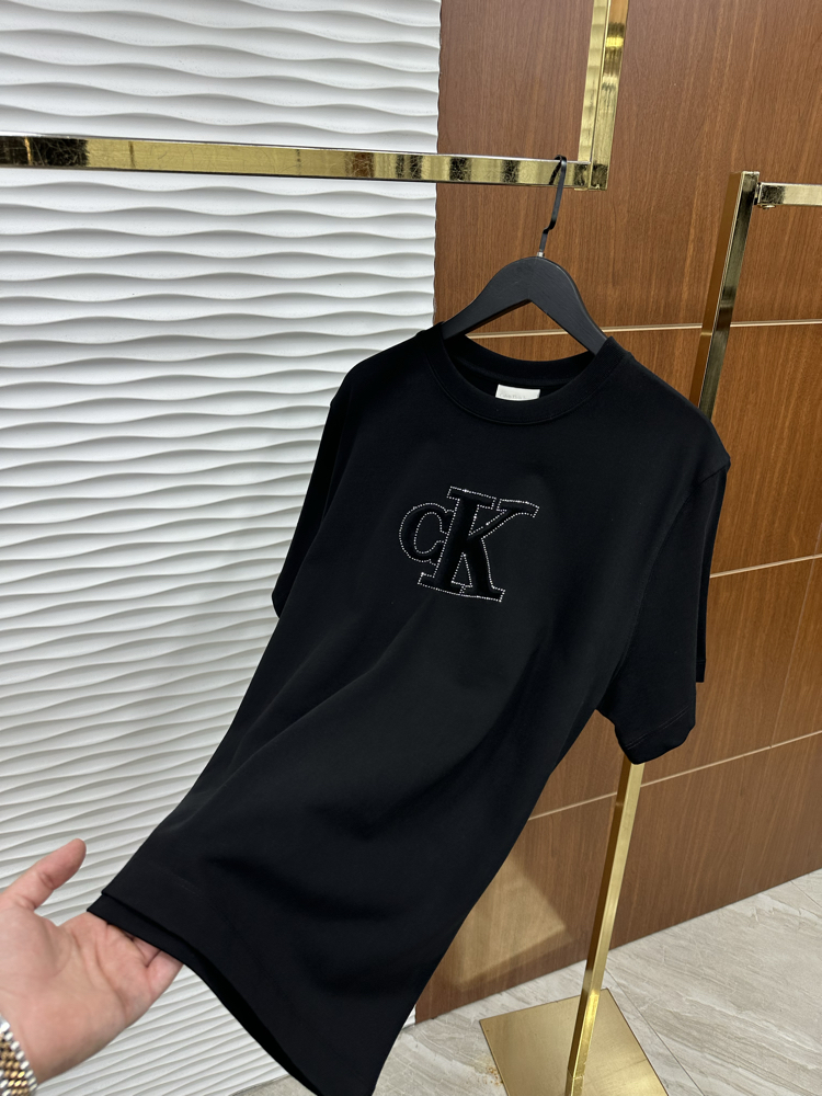 CK Pırlanta Detaylı İthal Siyah Tişört