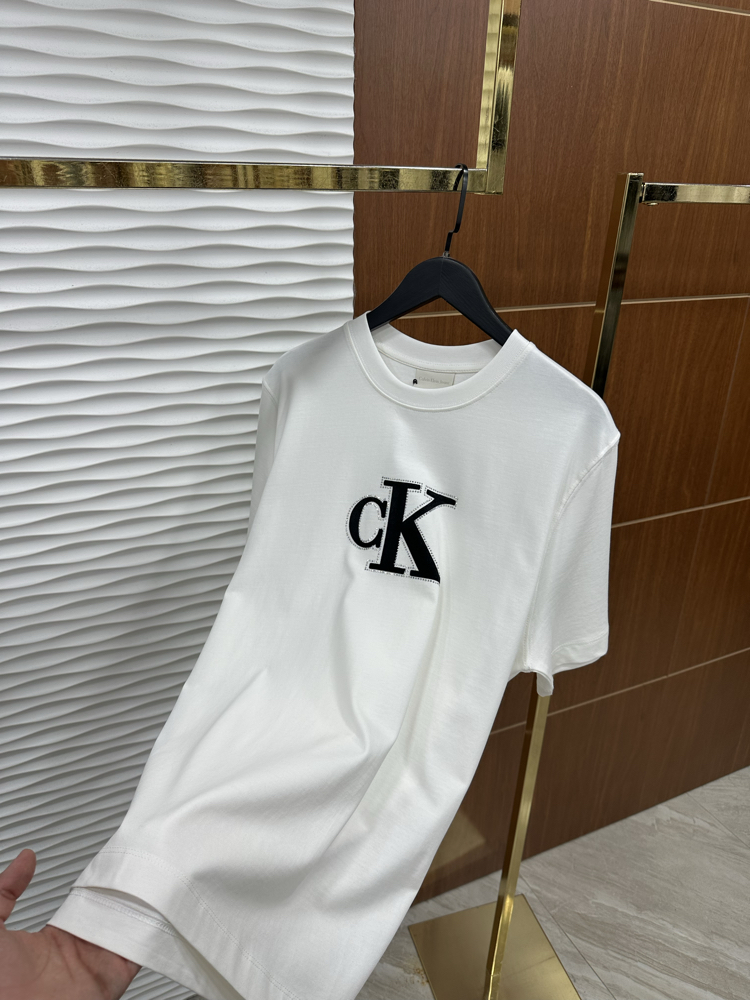CK Pırlanta Detaylı İthal Beyaz Tişört