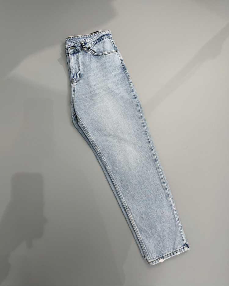 Buz mavisi boyfriend jean