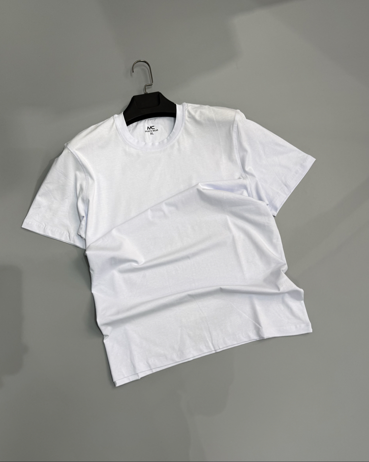 Açık mavi T-shirt