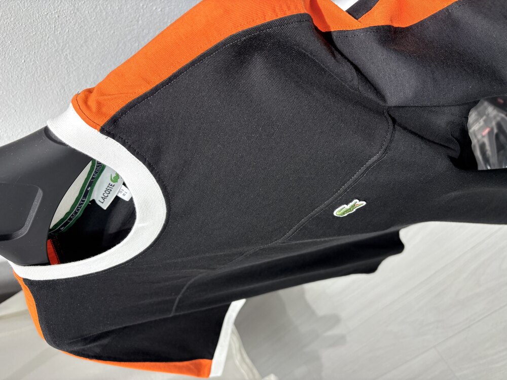 LACOSTE NAKIŞ DETAYLI T-shirt