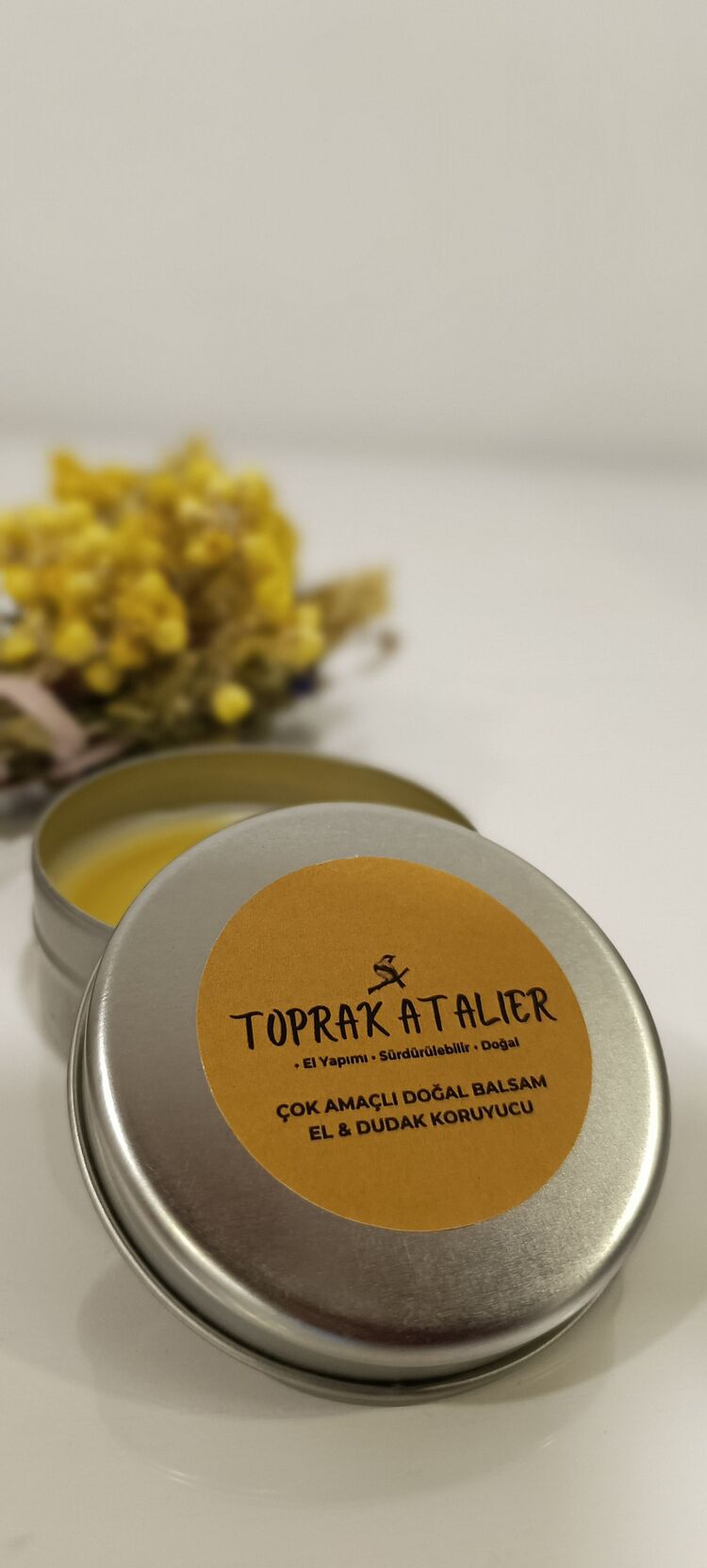 Çok Amaçlı Doğal Balsam – Bitkisel İçerikli, El Yapımı Bakım Balsamı