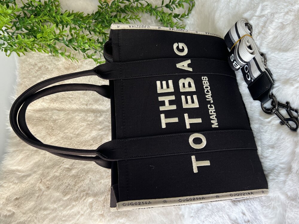 THE TOTEBAG MARC JACOBS