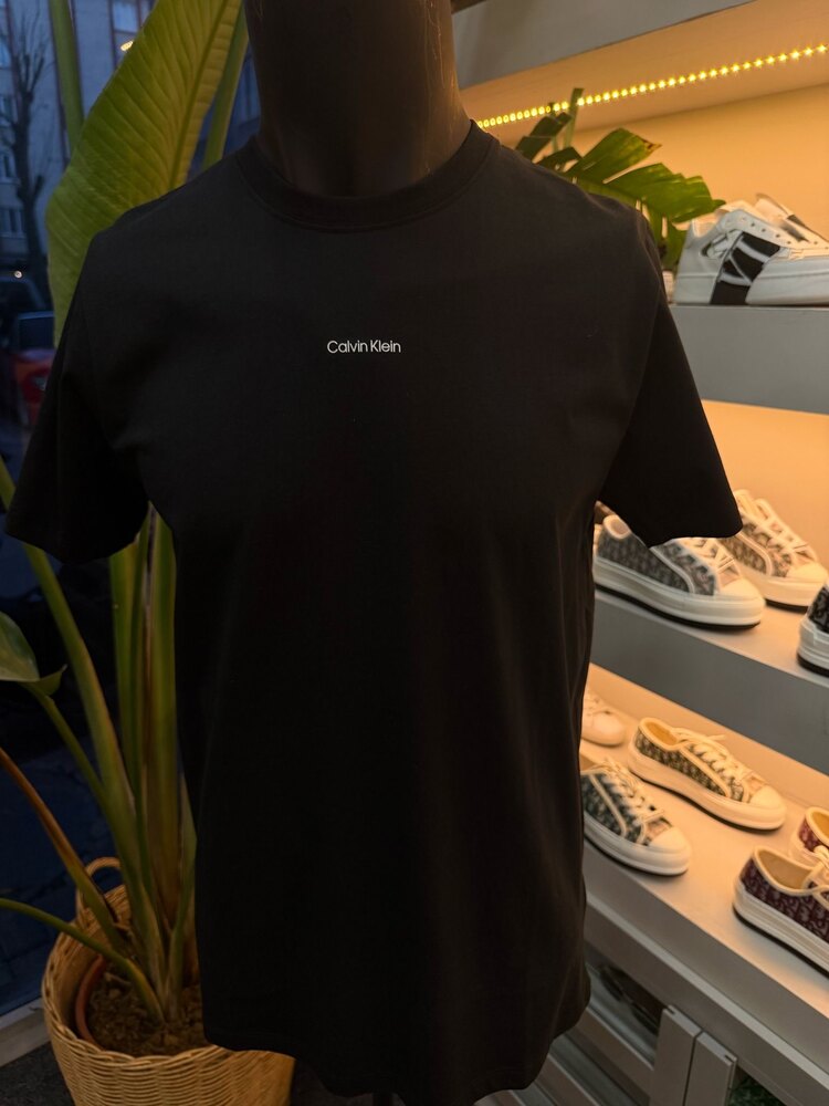 Calvin Klein Premium Tişört
