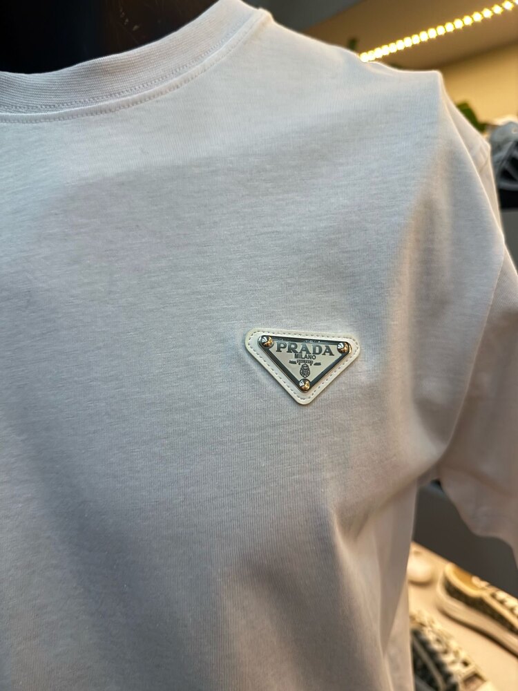 Prada Premium ‘Demir Logo’ Tişört