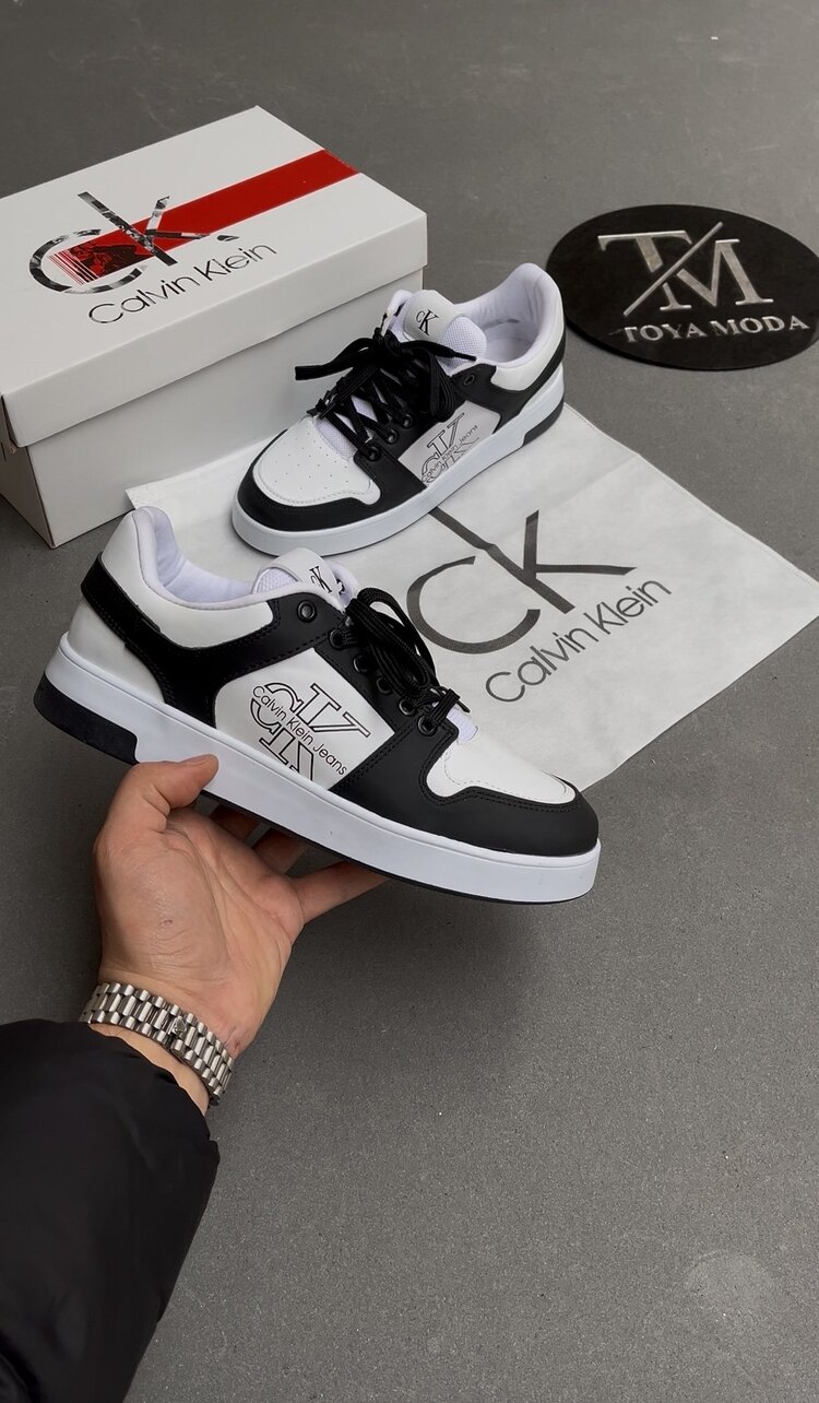 Calvin Klein ‘Yeni Sezon’