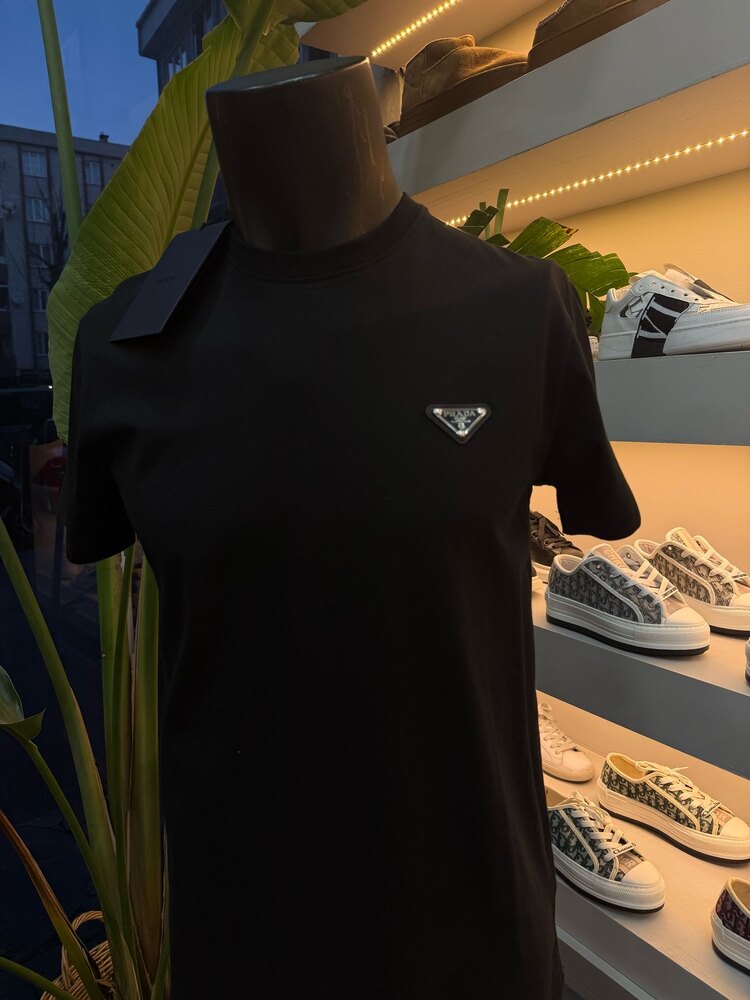 Prada Premium ‘Demir Logo’ Tişört