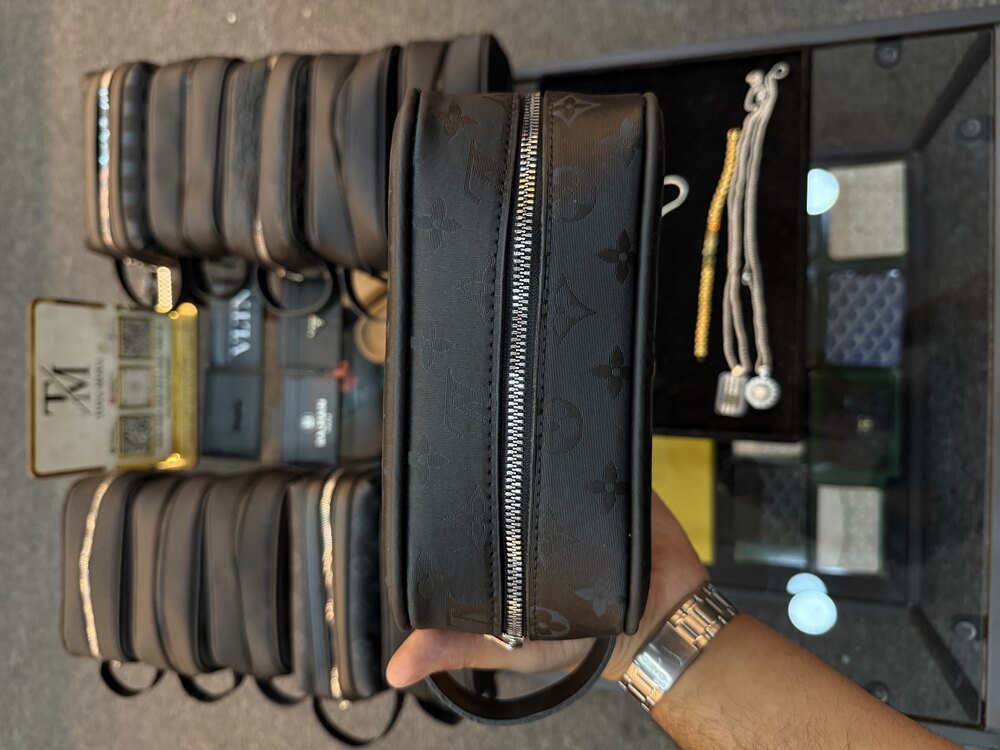 Louis Vuitton El çantası