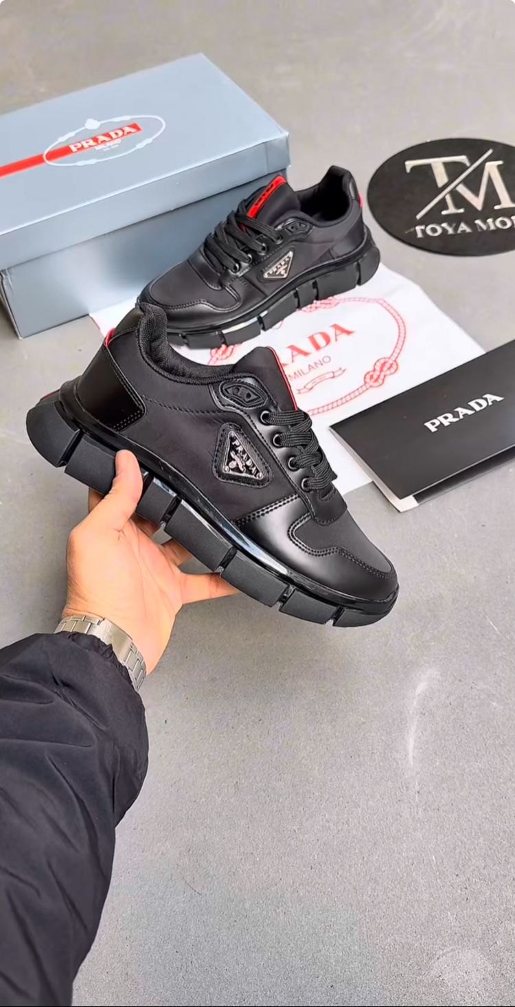 Prada Yeni Sezon