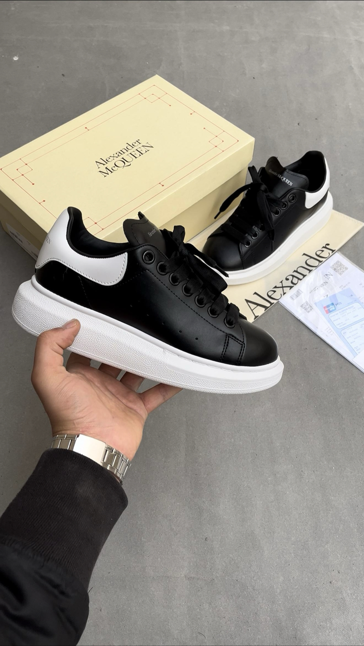 Alexander Mcqueen