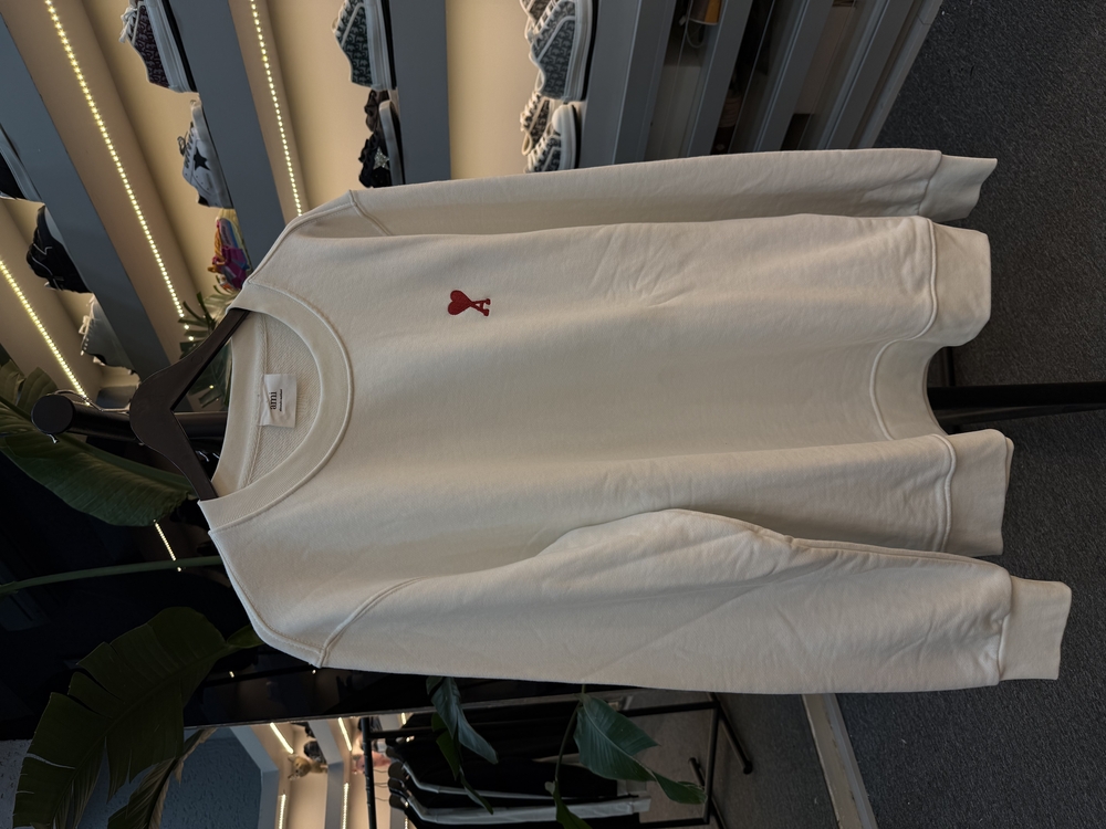 Ami Sweat