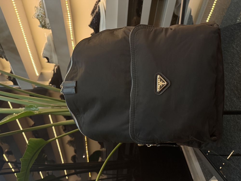 Prada Sırt Çantası
