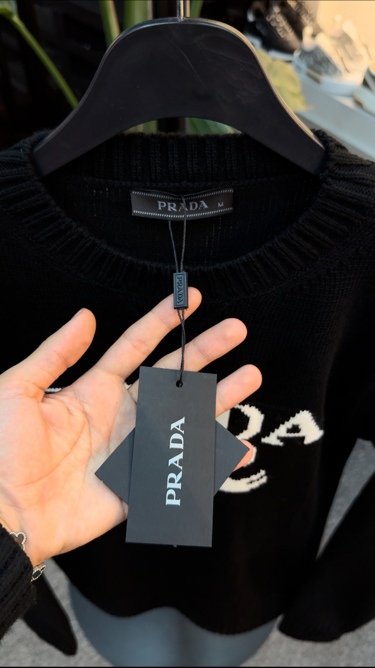 Prada Milano Hırka
