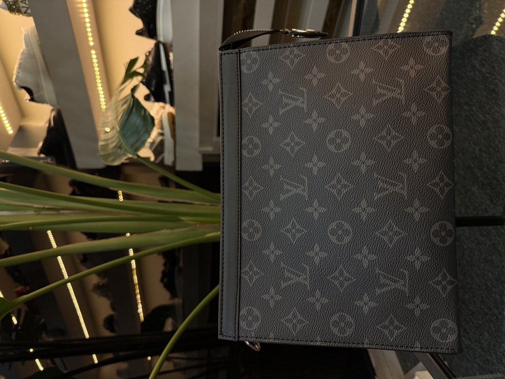 Louis Vuitton Monogram