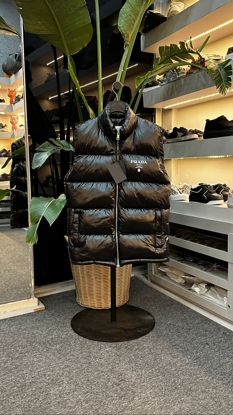 Prada Re-Nylon Premium Şişme Yelek