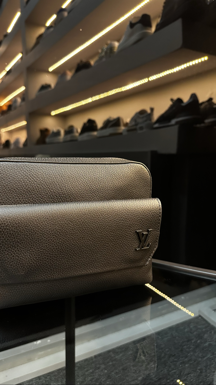 Louis Vuitton Prada Re-Nylon Premium Zip Pouch