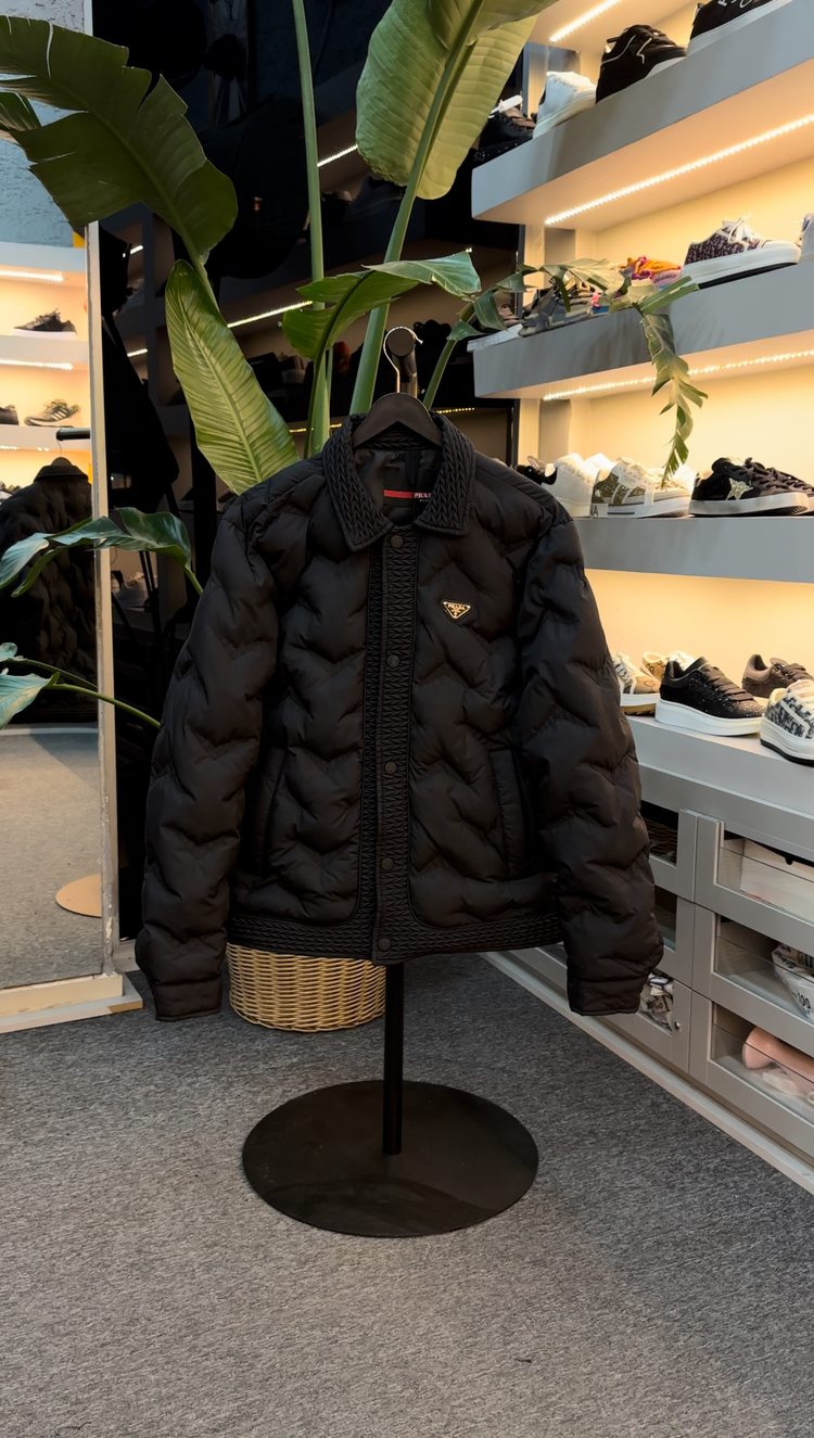 Prada Mont