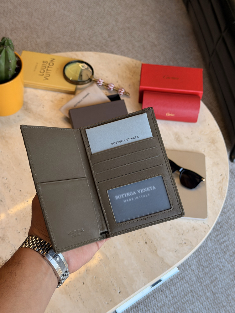 Bottega Veneta %100 Deri Cüzdan (Haki)