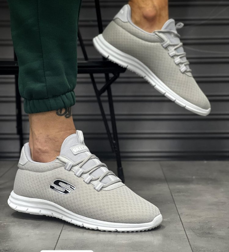 SKECHERS