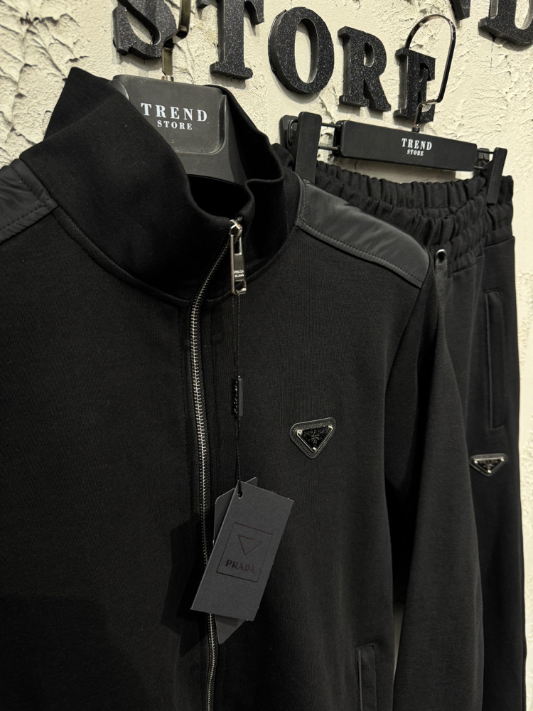 Prada Eşofman Takımı