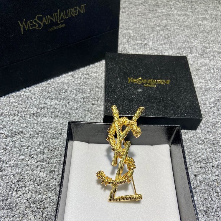 YSL Broş