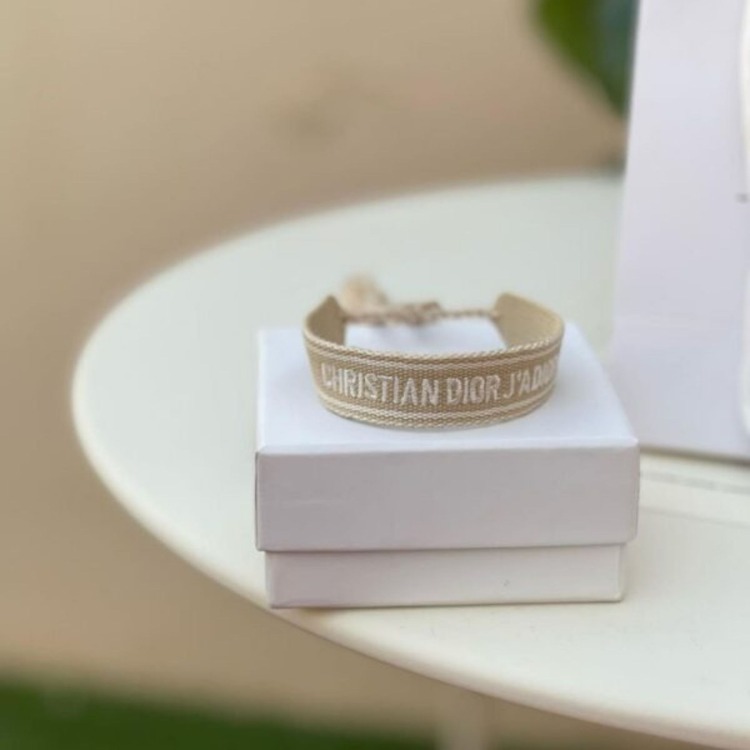 Krem Rengi Dior İp Bileklik