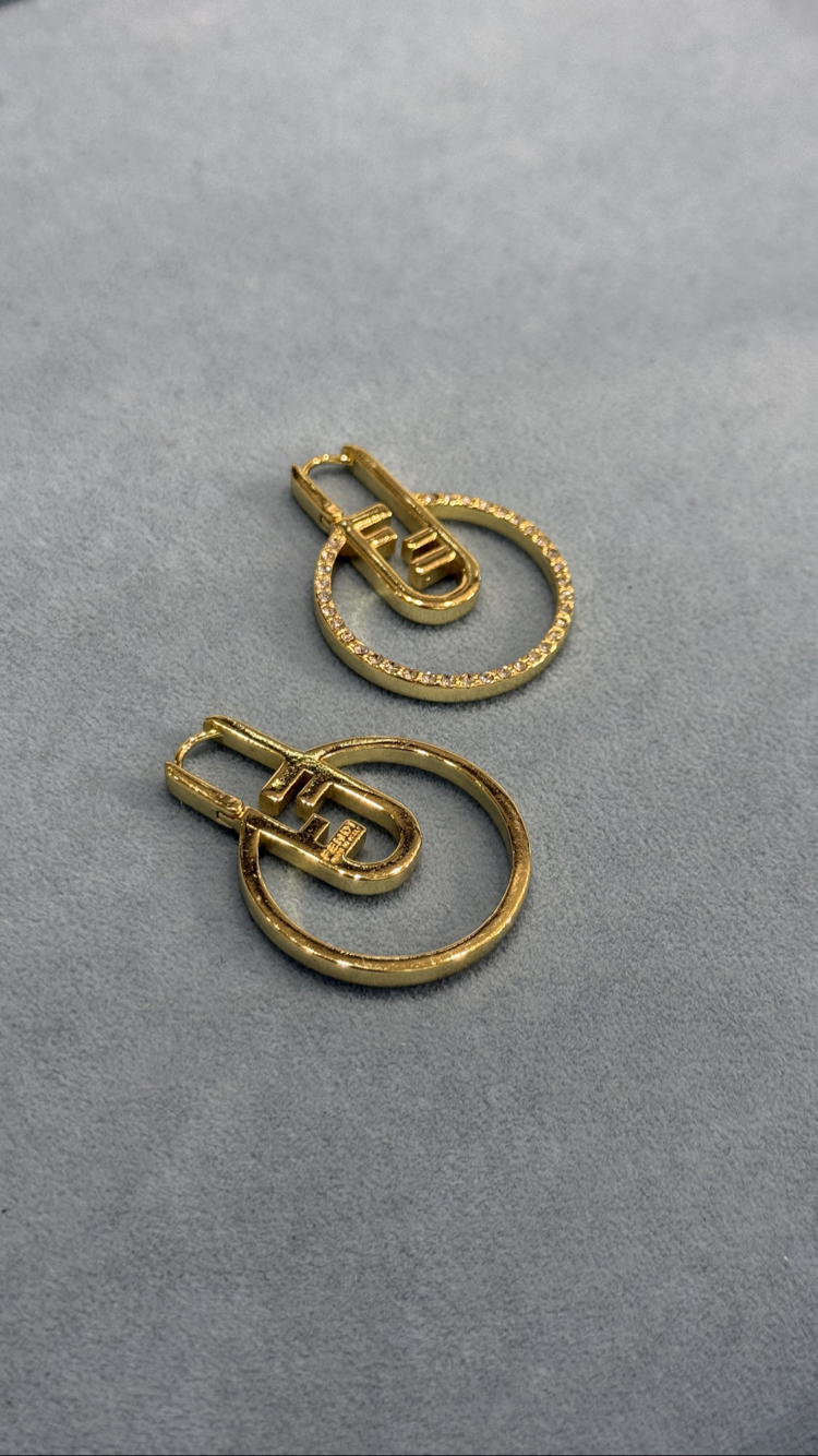 Fendi Gold Zirkon İthal Tasarım Küpe