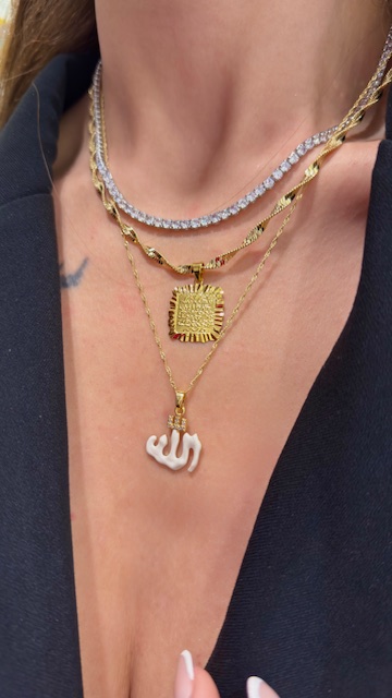 Beyaz Mineli Allah Yazılı 14K Kolye