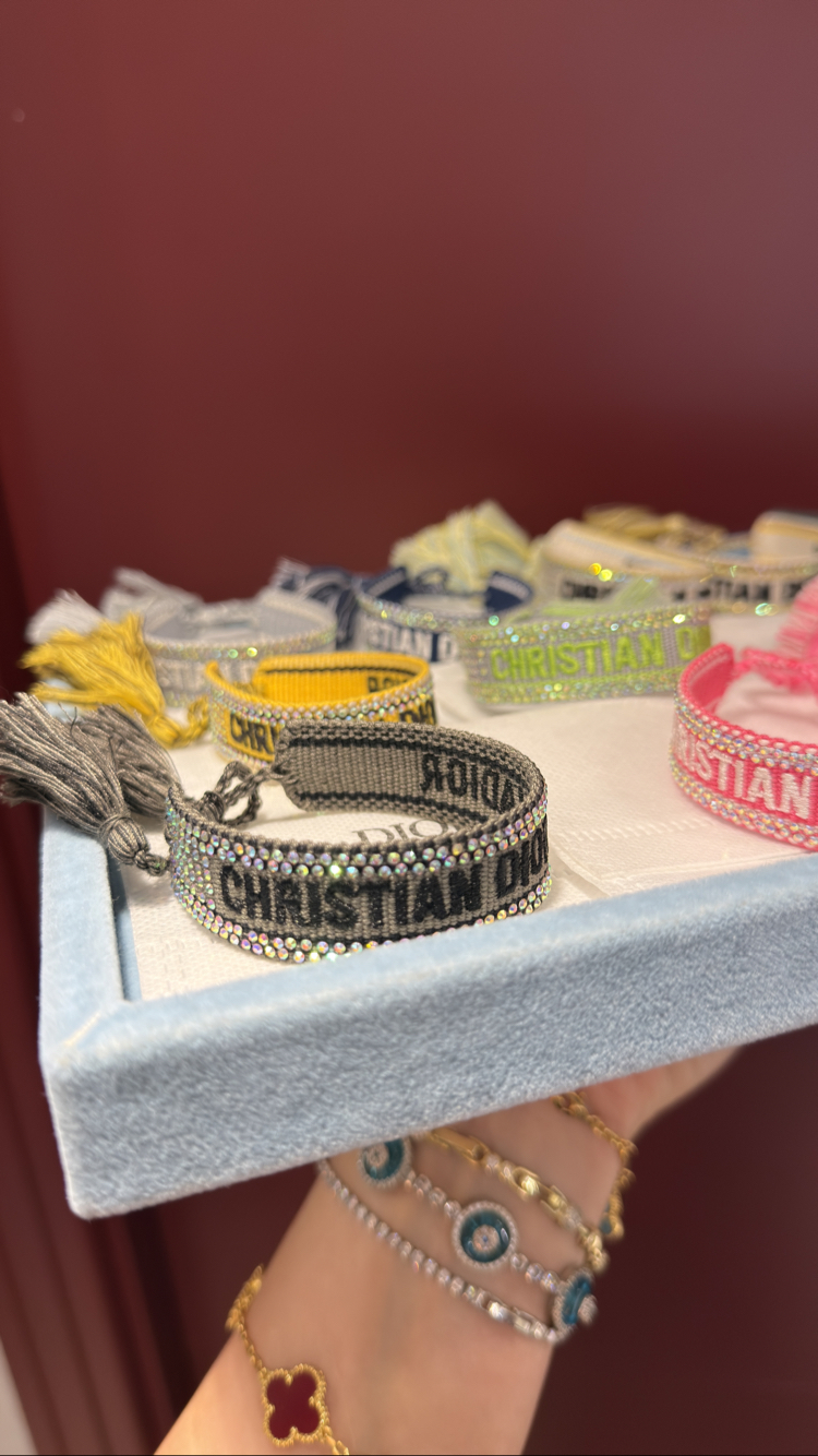 Dior Koyu Gri Taşlı İthal İp Bileklik 