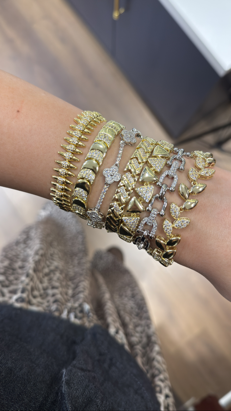Gold Çivi Model 14K Bileklik