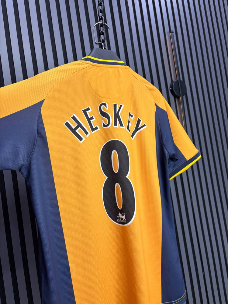 Heskey #8 Liverpool Retro Forma