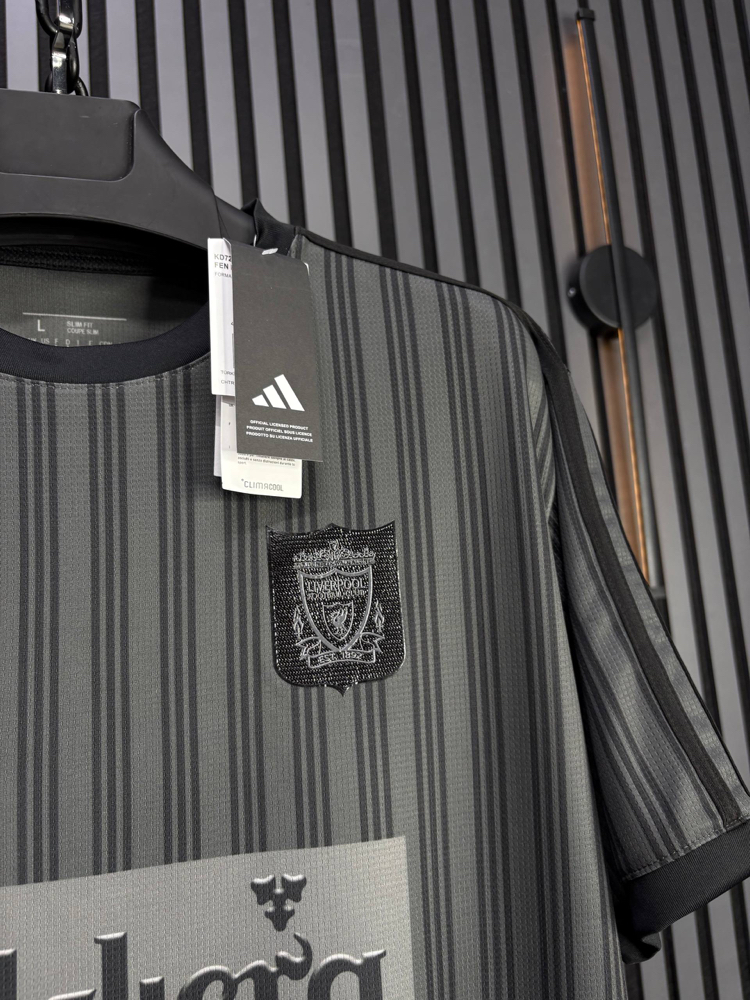 İsimsiz - Liverpool Gri Retro Forma