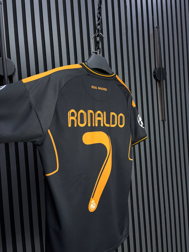 Ronaldo# 7 Real Madrid Siyah Deplasman Retro Forma